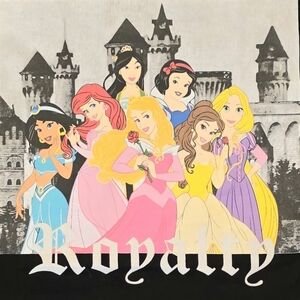 Disney Princess "Royalty" Black High-Low Graphic T-Shirt Junior's Size L (11-13)
